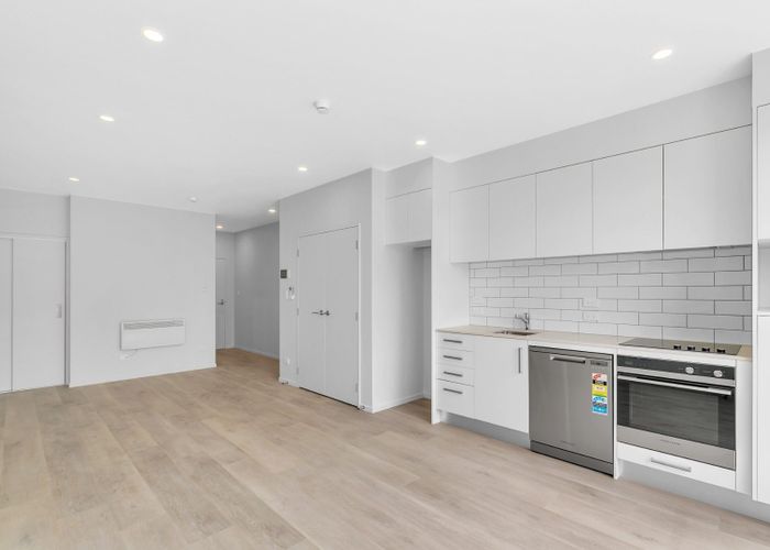  at 204/2 Ko Street, Northcote, Auckland