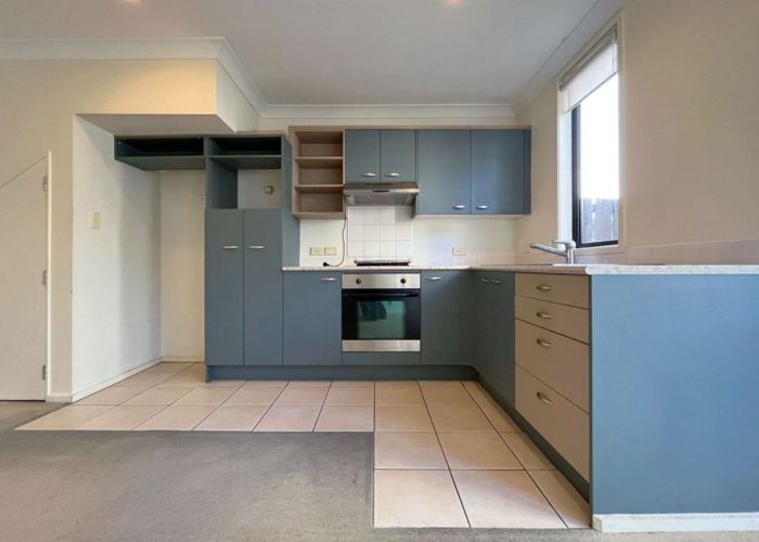  at 42/51  Ireland Rd, Mount Wellington, Auckland City, Auckland