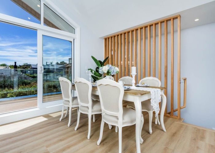  at 7B Garadice Road, Rothesay Bay, North Shore City, Auckland