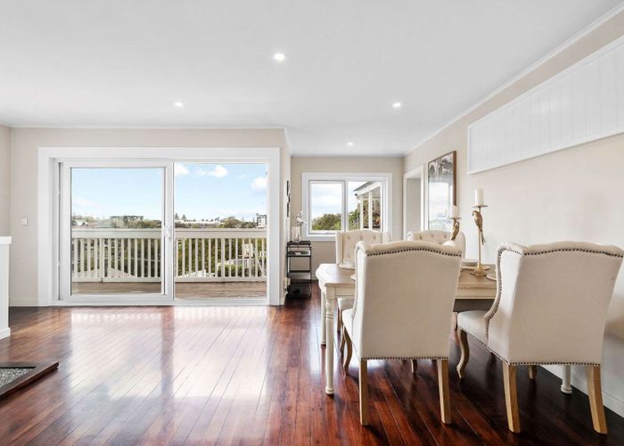  at 12 Glencoe Road, Browns Bay, North Shore City, Auckland