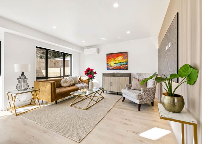  at 2/36 Hooks Road, Manurewa, Manukau City, Auckland