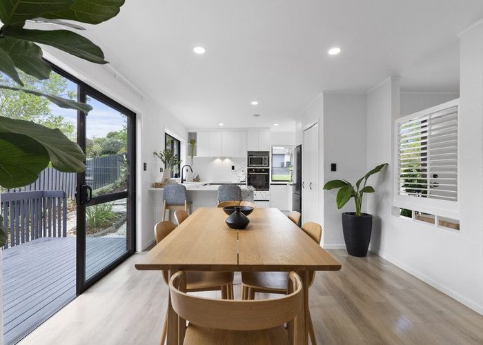  at 31 Kenmure Avenue, Forrest Hill, Auckland