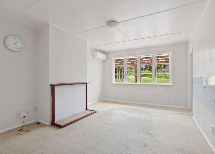  at 47 Hutchinson Avenue, New Lynn, Waitakere City, Auckland