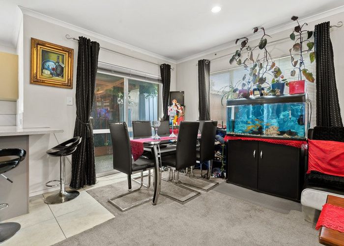  at 327 Chapel Road, Flat Bush, Manukau City, Auckland