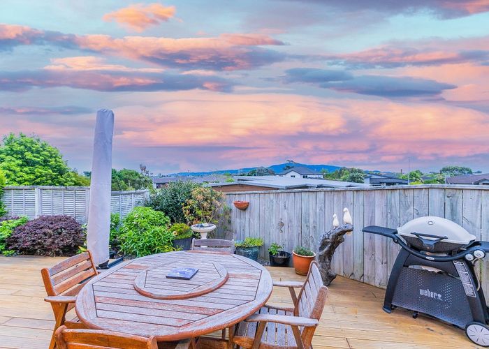  at 5 Caterer Lane, Paraparaumu