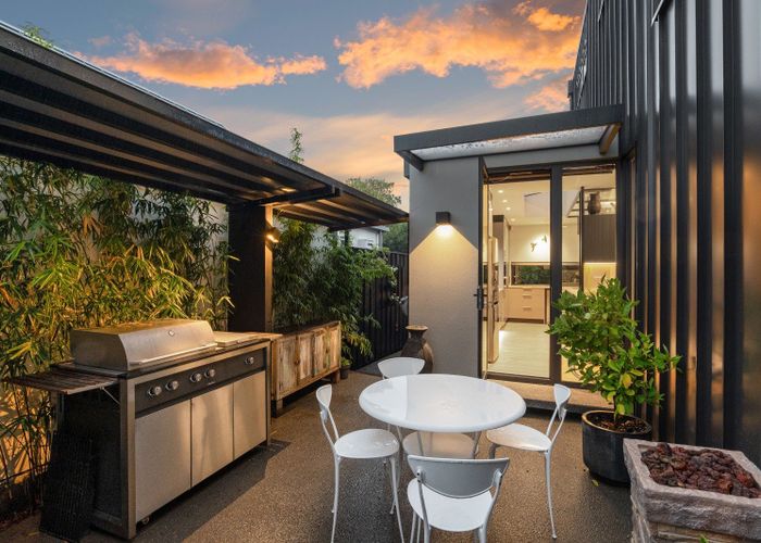  at 44D Glandovey Road, Fendalton, Christchurch City, Canterbury