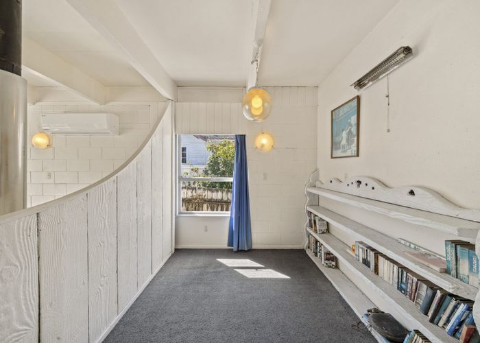  at 16 McInnes Road, Weymouth, Manukau City, Auckland