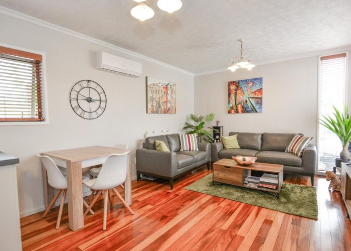  at 2/409 Lyndon Road West, Hastings Central, Hastings, Hawke's Bay