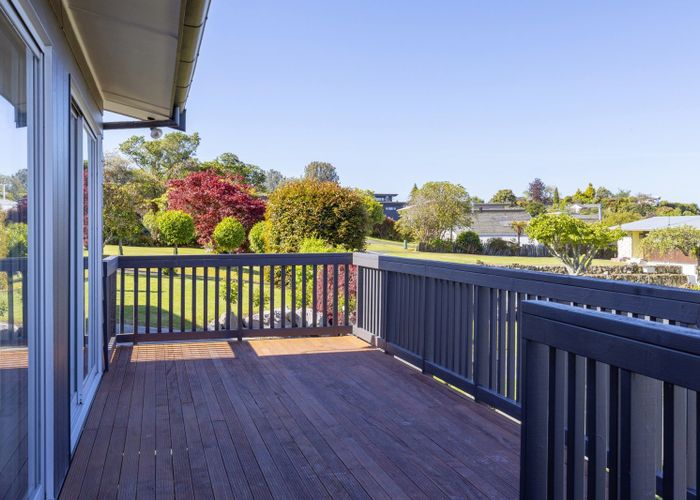  at 2/12 Isobel Street, Acacia Bay, Taupo, Waikato