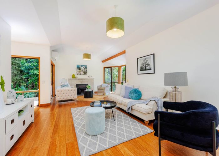  at 15 Trelawny Place, Hillcrest, North Shore City, Auckland