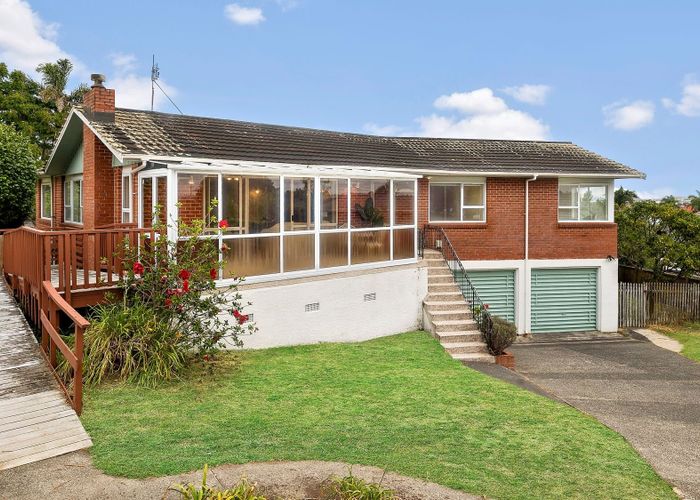  at 18 Sunnyhill Crescent, Sunnyhills, Auckland
