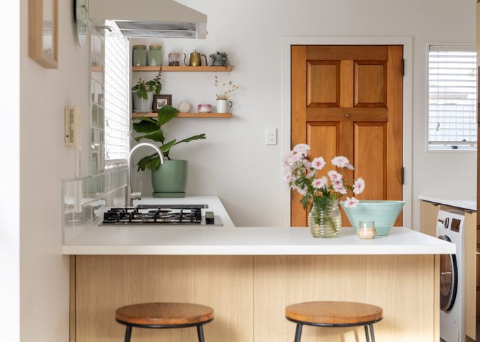  at 2/203 Galloway Street, Hamilton East, Hamilton
