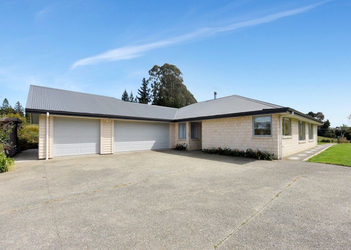  at 123 Maisey Road, Redwood Valley
