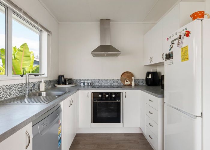  at 2/16 Parkers Road, Tahunanui, Nelson, Nelson / Tasman