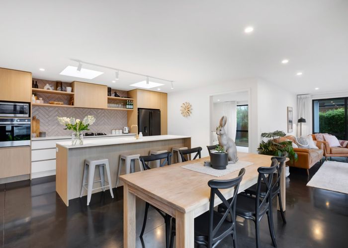  at 12a Kauri Street, Merrilands, New Plymouth, Taranaki