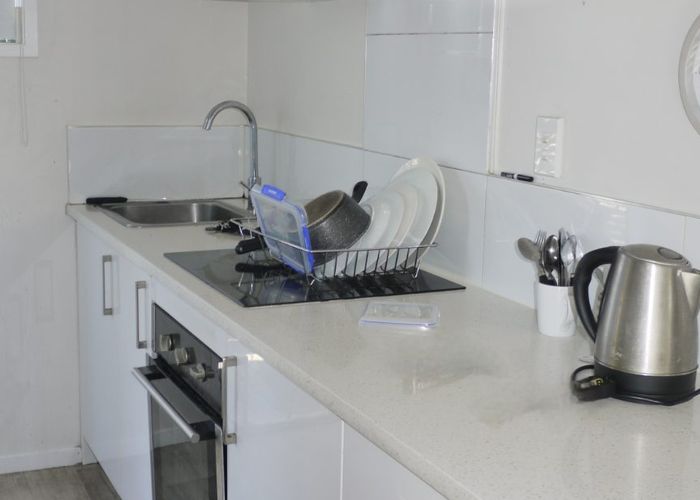  at 2/187A Buckland Road, Mangere East, Auckland