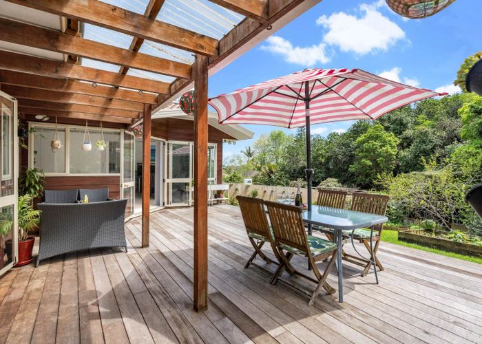  at 52 Ewhurst Place, Goodwood Heights, Manukau City, Auckland