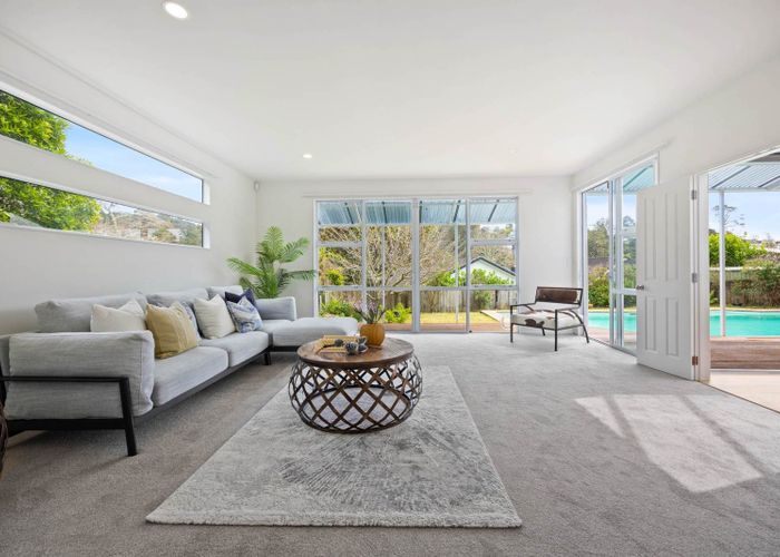  at 15 Advance Way, Albany, North Shore City, Auckland