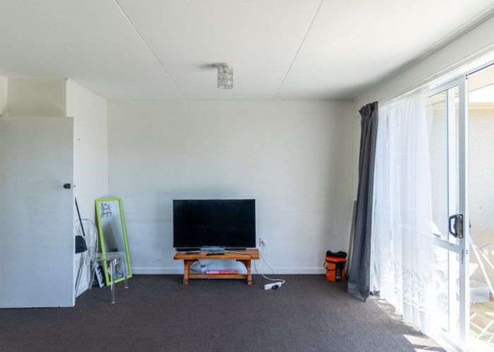  at 83 Lithgow Street, Glengarry, Invercargill