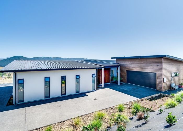  at 164 Eskridge Drive, Eskdale, Napier
