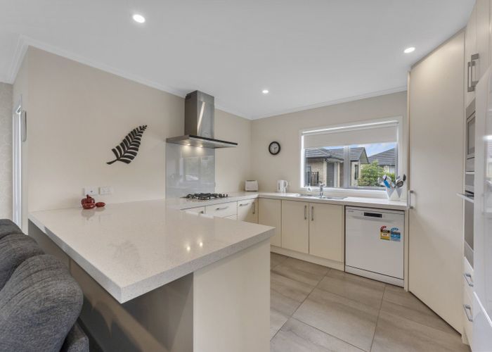  at 25 Somerby Mews, Silverstream, Upper Hutt