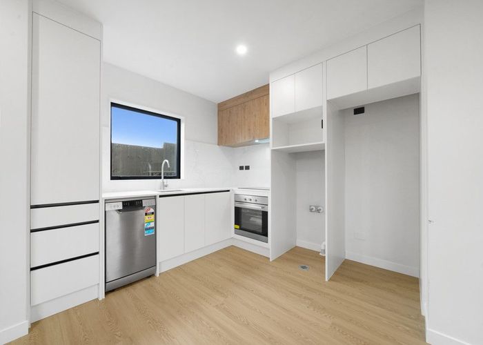 at 2 / 6-8 Wilmhurst Ave, Papatoetoe, Manukau City, Auckland
