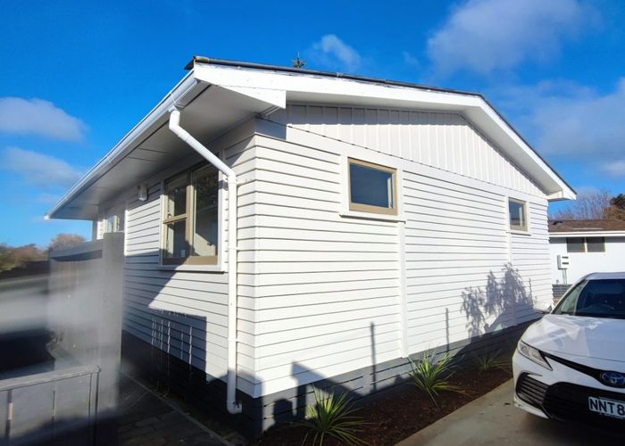  at 9B Lachlan Place, Favona, Manukau City, Auckland