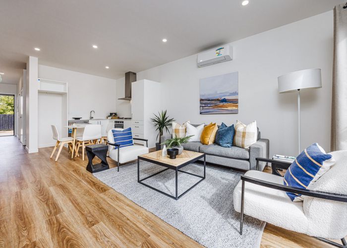  at 16 Salvia Lane, Flat Bush, Manukau City, Auckland
