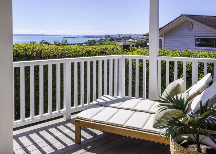  at 129 Bleakhouse Road, Mellons Bay, Auckland