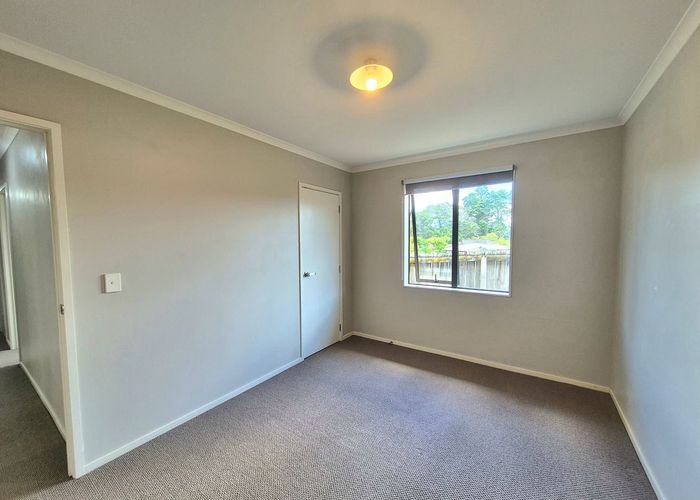  at Henderson, Waitakere City, Auckland