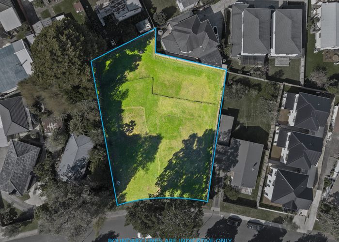  at 68 Riverpark Crescent, Henderson, Waitakere City, Auckland