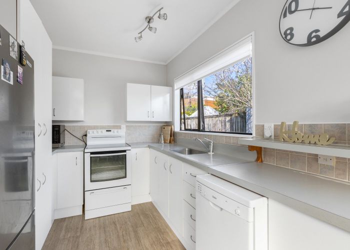  at 38A Hammond Avenue, Hatfields Beach, Orewa