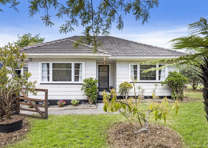 For sale 1095 CoatesvilleRiverhead Highway, Riverhead, Rodney