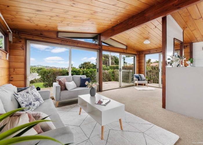  at 21 Ardern Avenue, Stanmore Bay, Whangaparaoa