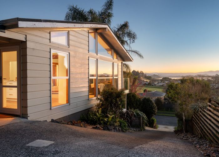  at 23 Carlton Street, Bellevue, Tauranga, Bay Of Plenty