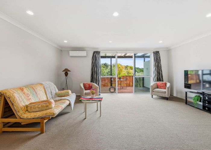  at 9K Clearwater Cove, West Harbour, Waitakere City, Auckland