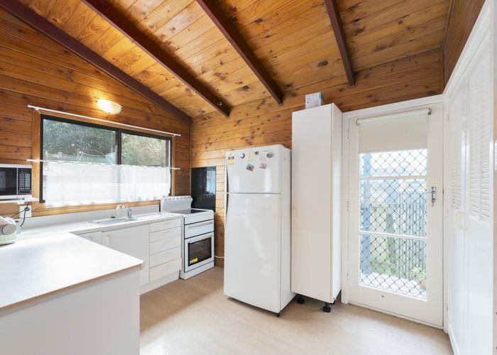  at 2/391 West Coast Road, Glen Eden, Waitakere City, Auckland