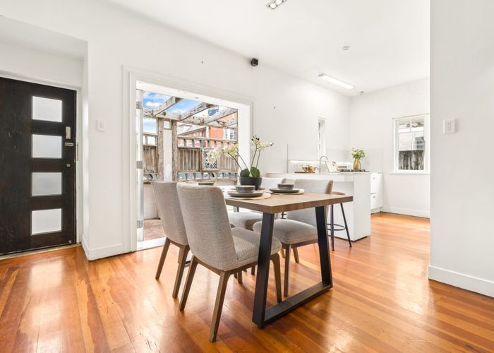  at 2/542 Parnell Road, Parnell, Auckland City, Auckland