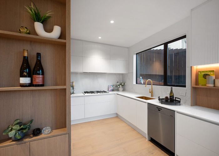  at 3/1 Montana Avenue, Murrays Bay, North Shore City, Auckland