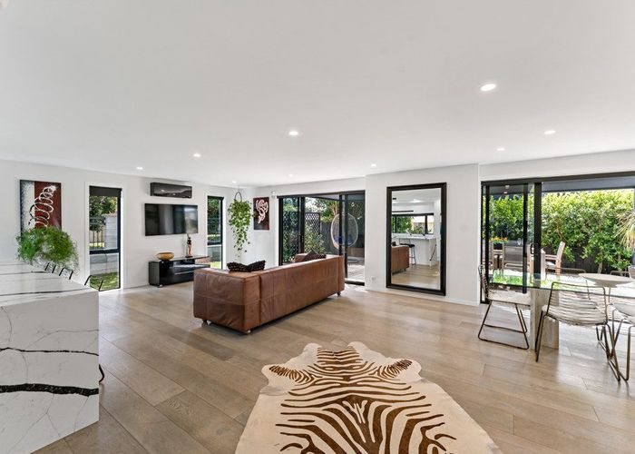  at 2 Tollana Road, Te Atatu Peninsula, Waitakere City, Auckland