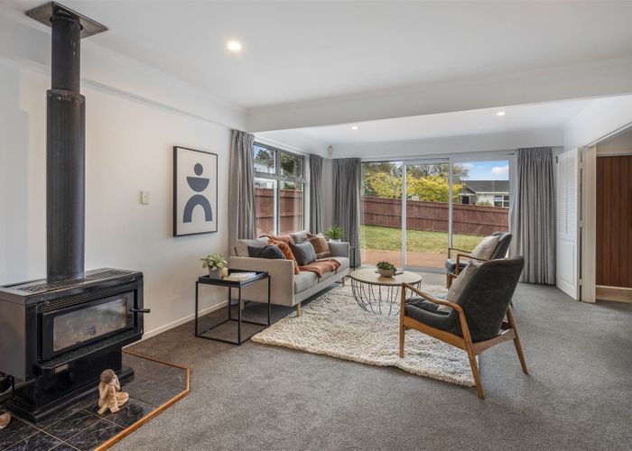  at 27 Caesars Place, Churton Park, Wellington