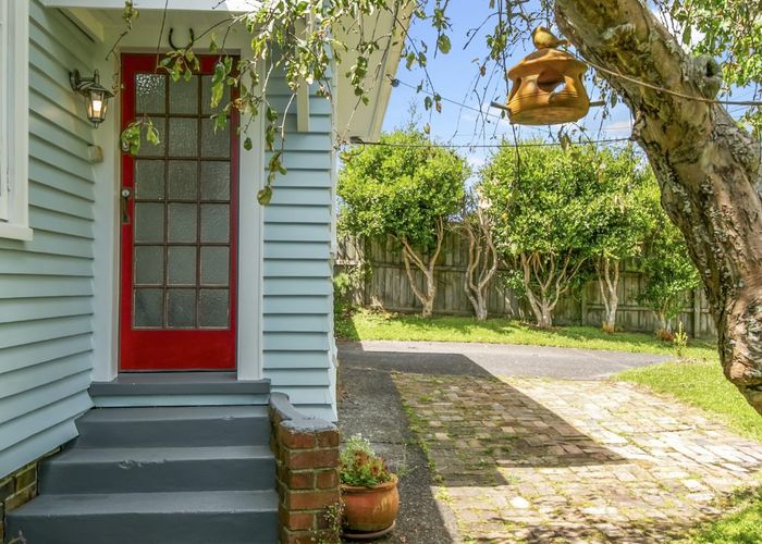  at 116 Rosier Road, Glen Eden, Auckland