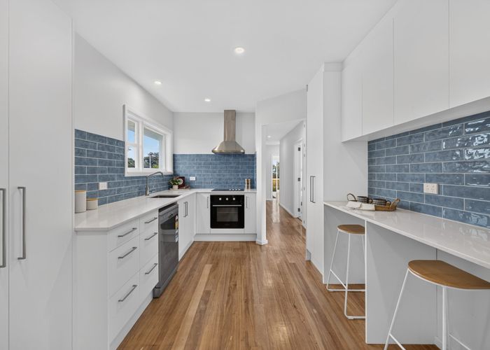  at 1/207 Estuary Road, South New Brighton, Christchurch