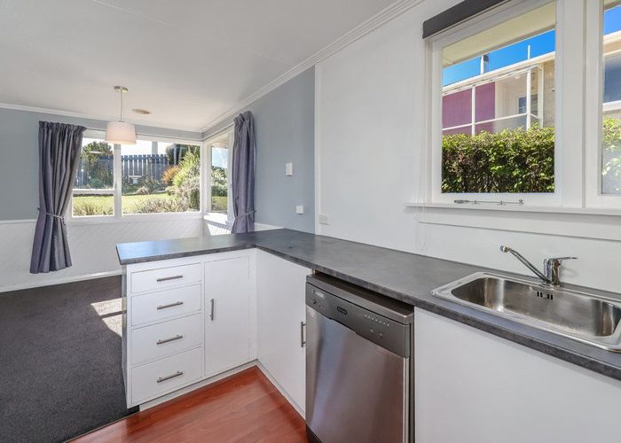  at 15 Bell Crescent, Concord, Dunedin, Otago