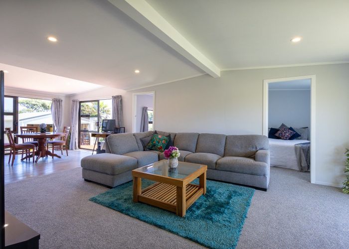  at 6 Sea View Road, Baylys Beach