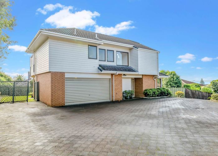  at 1/81 Oliver Road, Eastern Beach, Manukau City, Auckland