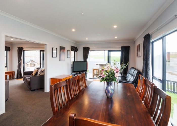  at 1 Vaucluse Heights, Fitzherbert, Palmerston North