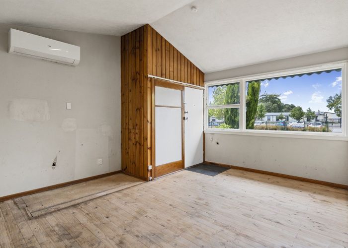  at 2/37 Matipo Street, Riccarton, Christchurch City, Canterbury