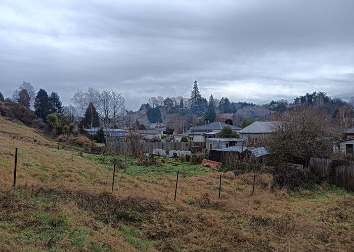  at 24 Campbelton Street, Lawrence, Clutha, Otago