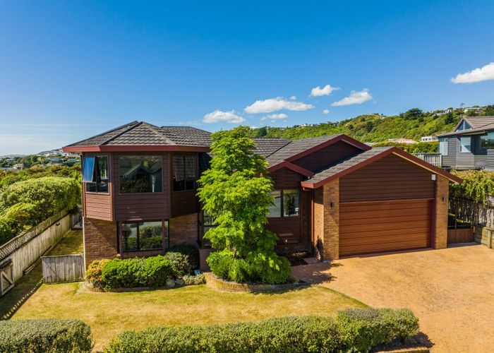  at 12 Dornoch Place, Papakowhai, Porirua